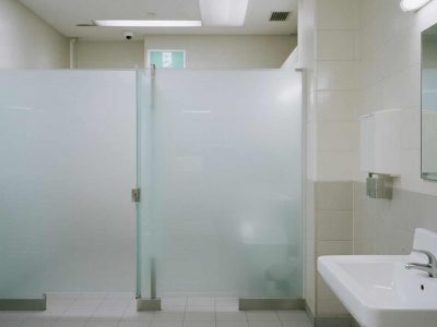 Toilet Cubicle Bandara 2